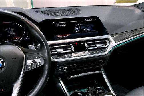 2022 BMW 330 i xDrive