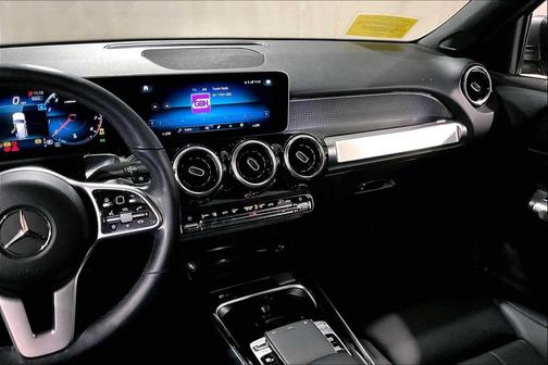2020 Mercedes-Benz GLB 250 Base 4MATIC