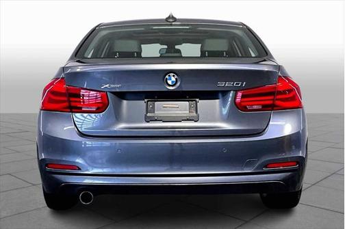 2016 BMW 320 i xDrive