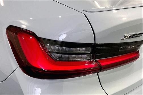 2026 BMW 330 I XDrive NA