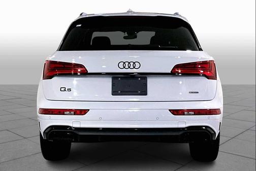 2024 Audi Q5 45 S line quattro Premium