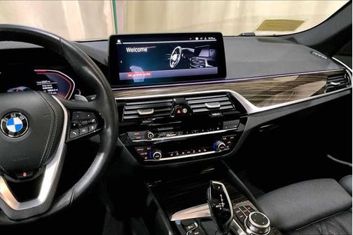 2022 BMW 530 i xDrive