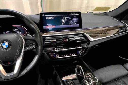2022 BMW 530 i xDrive