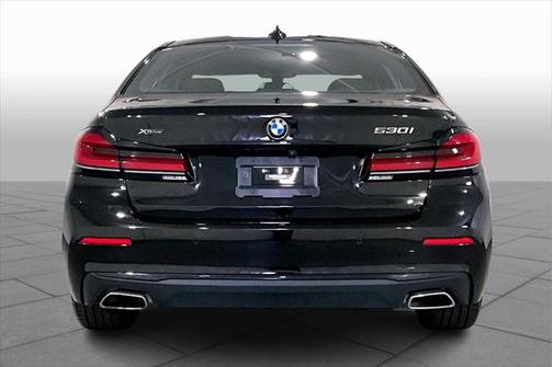 2022 BMW 530 i xDrive