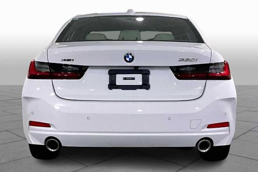 2025 BMW 330 i xDrive