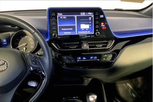 2021 Toyota C-HR XLE