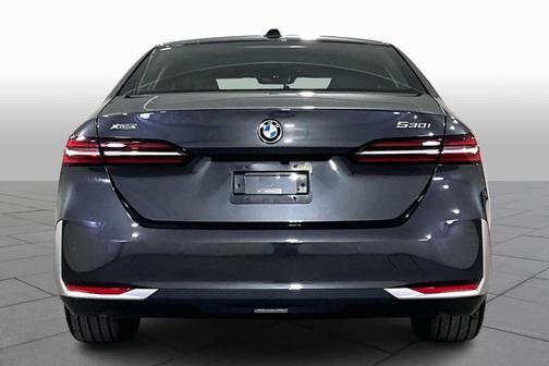 2026 BMW 530 i xDrive