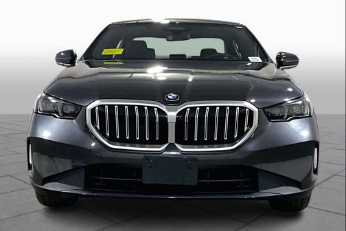 2026 BMW 530 i xDrive