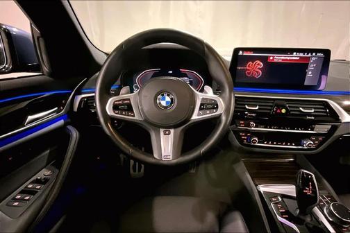 2023 BMW 530 i xDrive