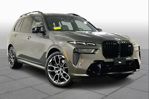2023 BMW X7 M60i
