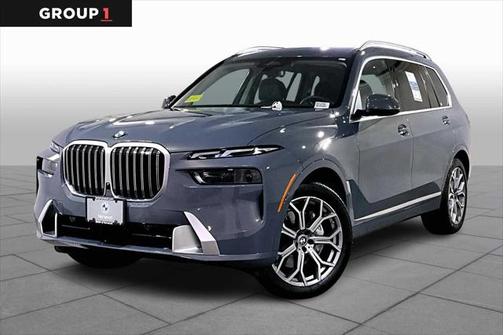 2025 BMW X7 xDrive40i