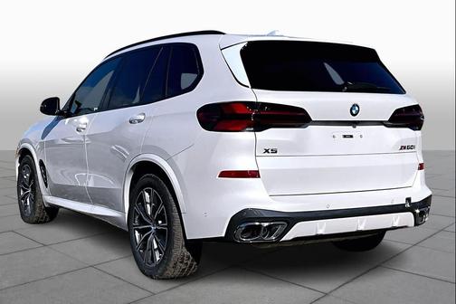 2026 BMW X5 M60i