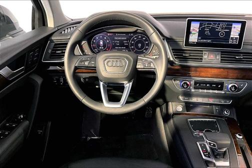 2020 Audi Q5 40 Premium Plus