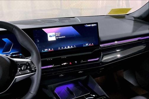 2025 BMW 530 i xDrive