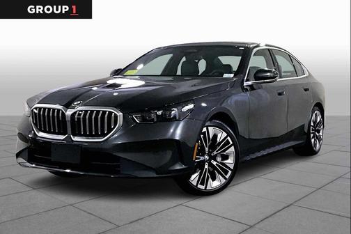2025 BMW 530 i xDrive