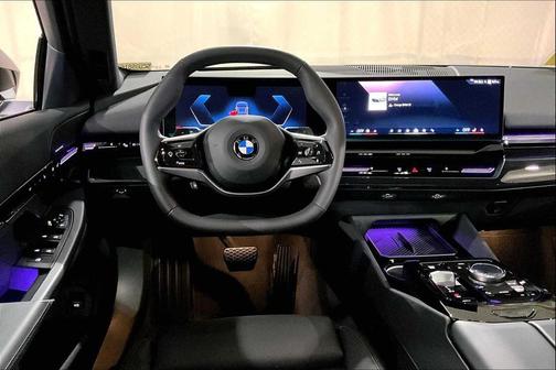 2025 BMW 530 i xDrive