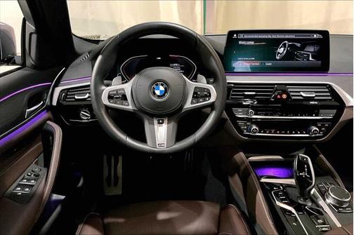 2022 BMW 530 i xDrive