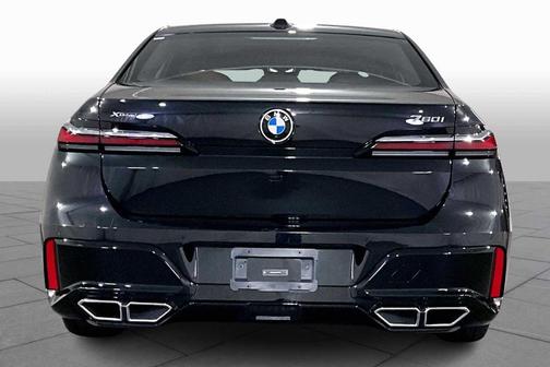 2023 BMW 760 760i xDrive