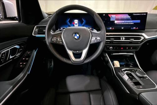 2023 BMW 330 i xDrive
