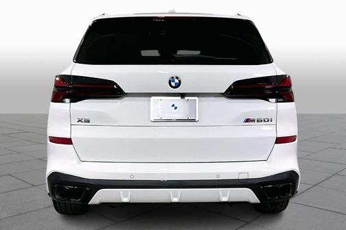 2026 BMW X5 M60i