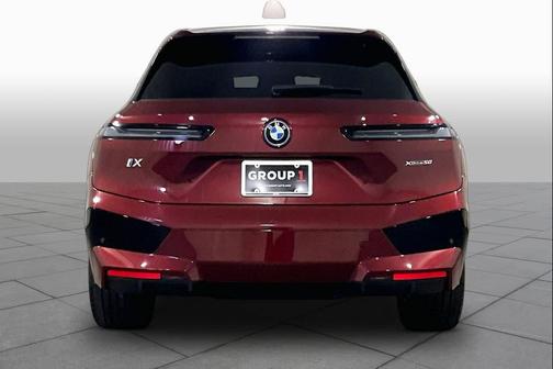 Aventurin Red Metallic 2024 BMW iX xDrive50