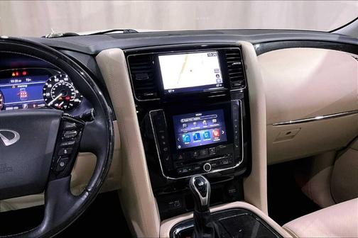 2021 INFINITI QX80 Luxe