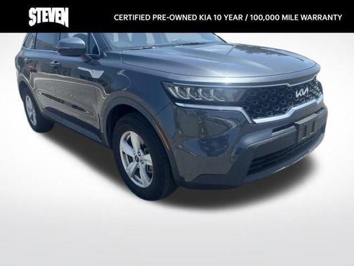 Gravity Grey 2022 Kia Sorento LX