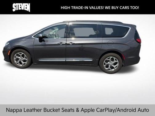 Granite Crystal Metallic Clearcoat 2023 Chrysler Pacifica Limited