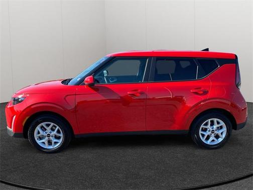 Inferno Red 2023 Kia Soul LX