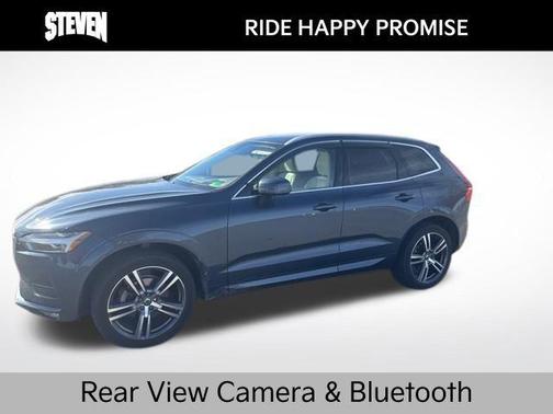 2020 Volvo XC60 T5 Momentum
