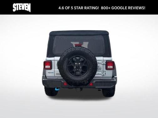Silver Zynith Clearcoat 2024 Jeep Wrangler 4xe Willys