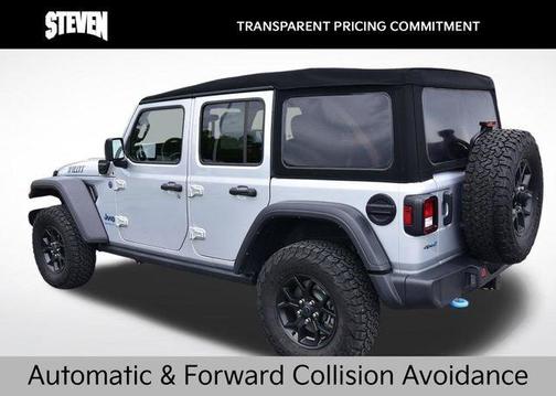 Silver Zynith Clearcoat 2024 Jeep Wrangler 4xe Willys