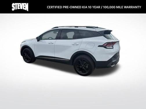 Glacial White Pearl 2024 Kia Sportage S