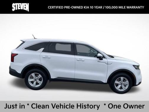 2021 Kia Sorento LX
