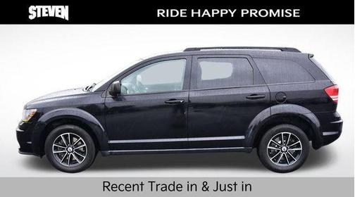 Pitch Black Clearcoat 2018 Dodge Journey SE