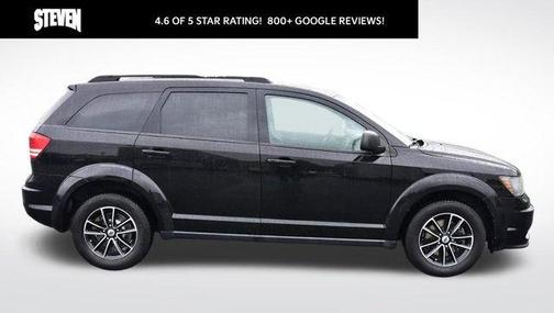 Pitch Black Clearcoat 2018 Dodge Journey SE