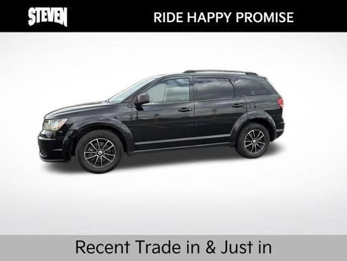 Pitch Black Clearcoat 2018 Dodge Journey SE