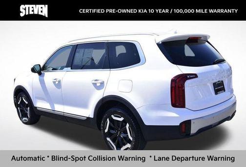 Glacial White Pearl 2023 Kia Telluride S