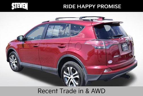 Pearl 2018 Toyota RAV4 LE