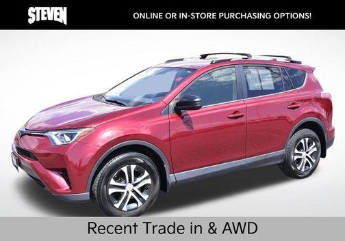Pearl 2018 Toyota RAV4 LE