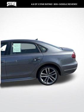 Platinum Gray Metallic 2018 Volkswagen Passat 2.0T R-Line