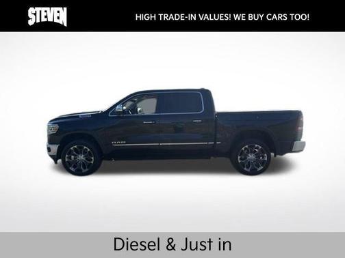 Diamond Black Crystal Pearlcoat 2022 RAM 1500 Limited