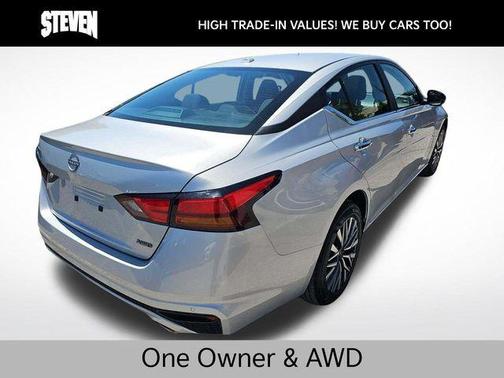 Brilliant Silver Metallic 2025 Nissan Altima 2.5 SV