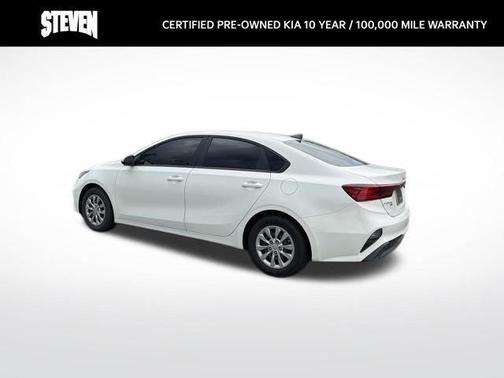 Clear White 2024 Kia Forte LX