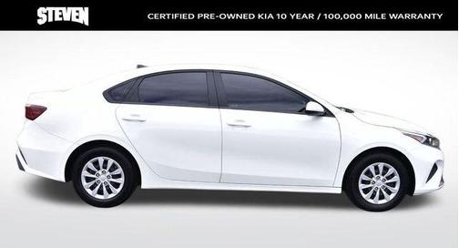Clear White 2024 Kia Forte LX