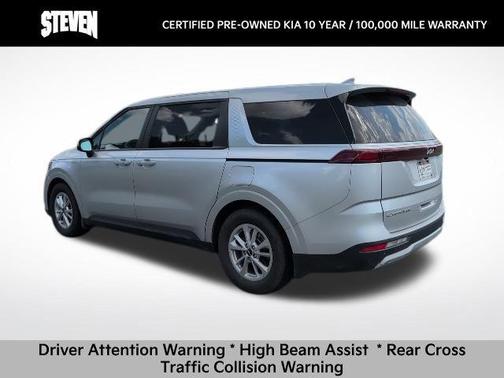 2022 Kia Carnival LXS
