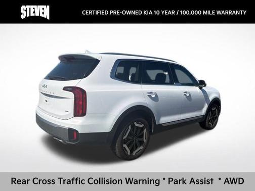 Glacial White Pearl 2025 Kia Telluride S