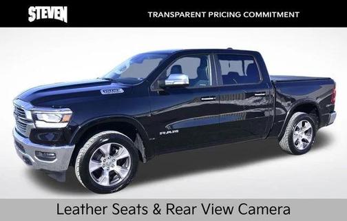 Diamond Black Crystal Pearlcoat 2022 RAM 1500 Laramie
