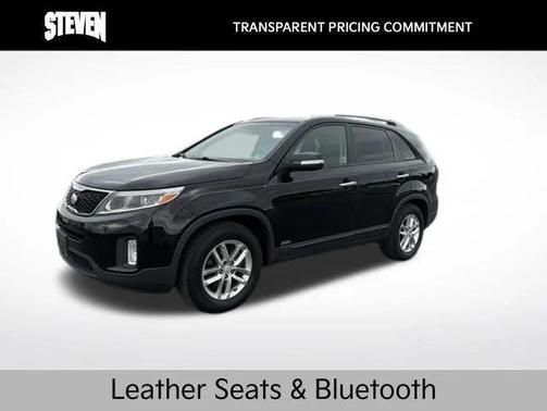 Ebony Black 2015 Kia Sorento LX SUV