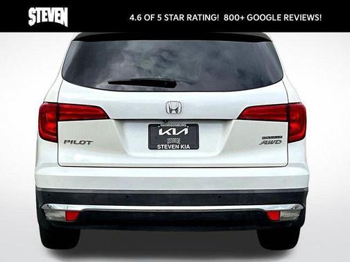 White Diamond Pearl 2018 Honda Pilot Touring